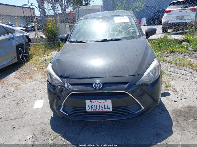 3MYDLBYV4HY185824 Toyota YARIS IA
