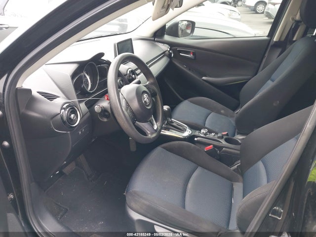 3MYDLBYV4HY185824 Toyota YARIS IA