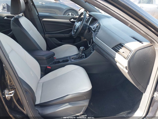 3VWC57BU7KM098688 Volkswagen 1.4 tsi