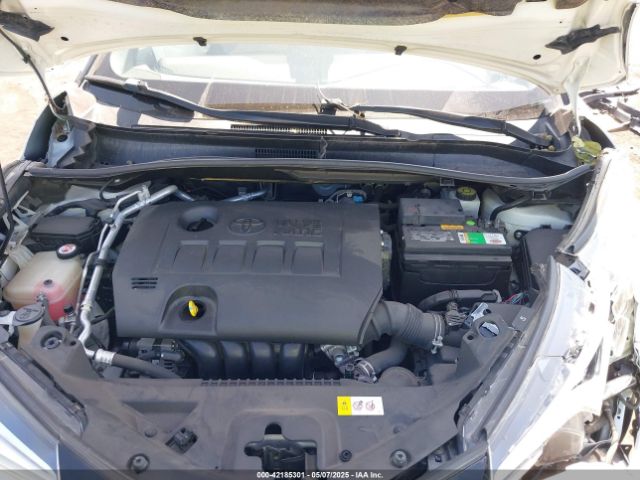 JTNKHMBX4K1060908 Toyota C-HR XLE