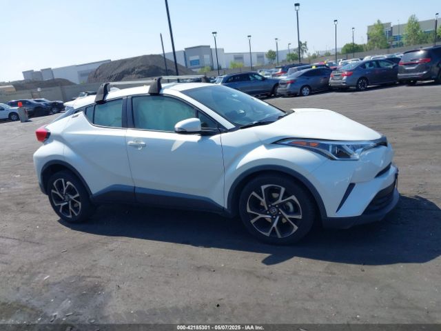 JTNKHMBX4K1060908 Toyota C-HR XLE