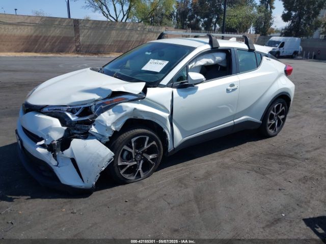 JTNKHMBX4K1060908 Toyota C-HR XLE