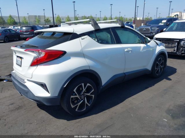 JTNKHMBX4K1060908 Toyota C-HR XLE