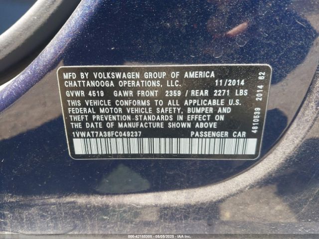 1VWAT7A38FC049237 Volkswagen Passat 1.8t Wolfsburg Edition
