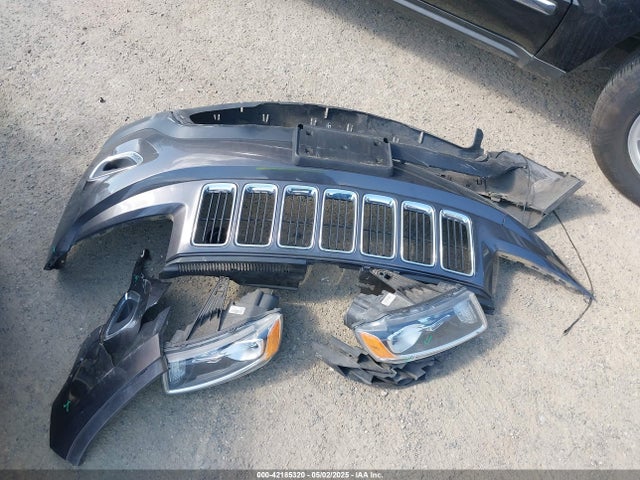 1C4RJFAG1FC129567 Jeep Grand Cherokee Laredo