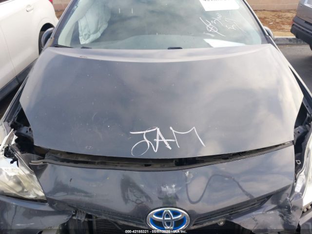 JTDKN3DU5F0456514 Toyota Prius Two