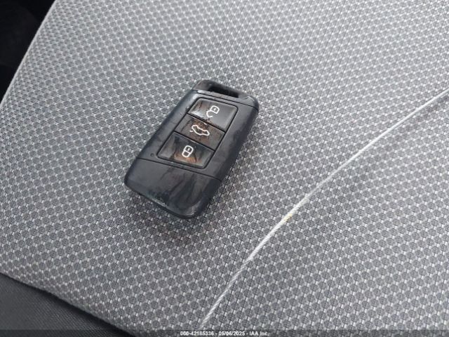 3VV8X7B28RM123143 Volkswagen Taos 1.5t S