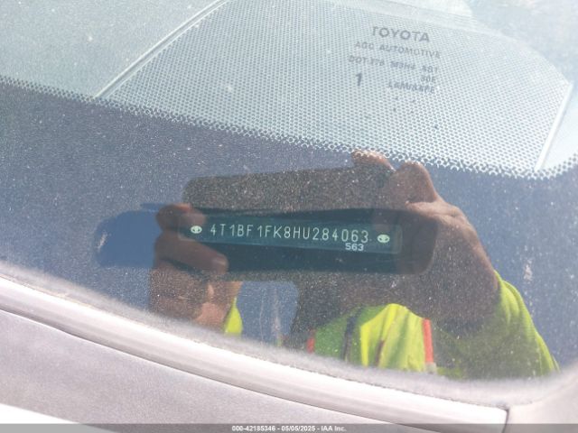 4T1BF1FK8HU284063 Toyota CAMRY LE