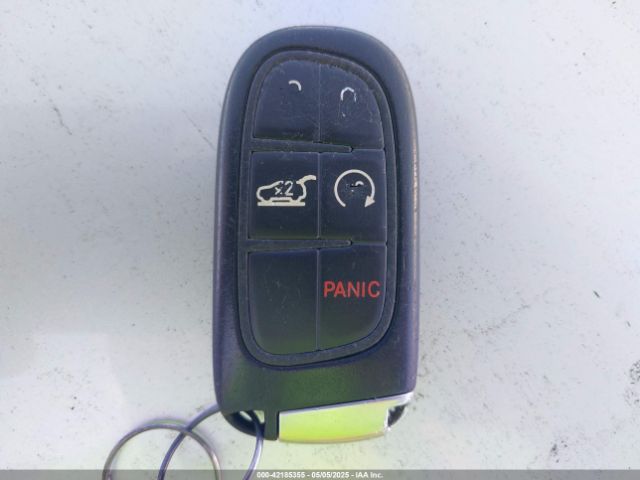 1C4PJLCB5FW596478 Jeep Cherokee Latitude