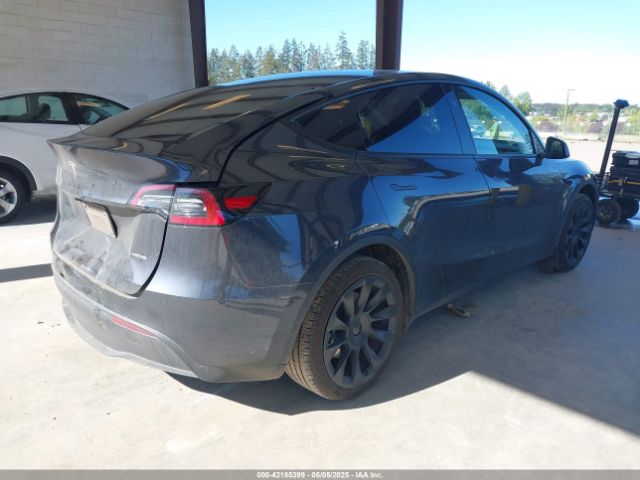 7SAYGAEE8RF088791 Tesla Model Y Long Range Dual Motor All-wheel Drive