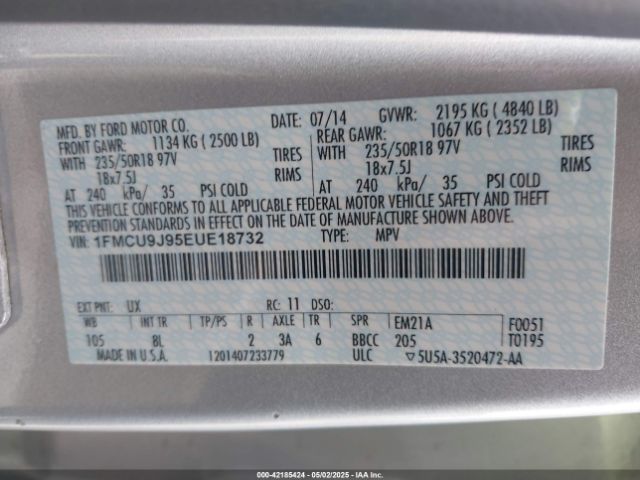 1FMCU9J95EUE18732 Ford Escape Titanium