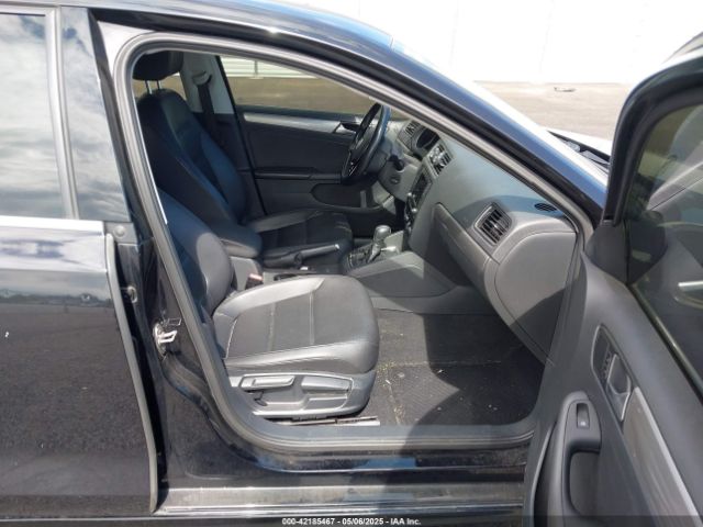 3VWDB7AJ0HM269178 Volkswagen Jetta 1.4t Se