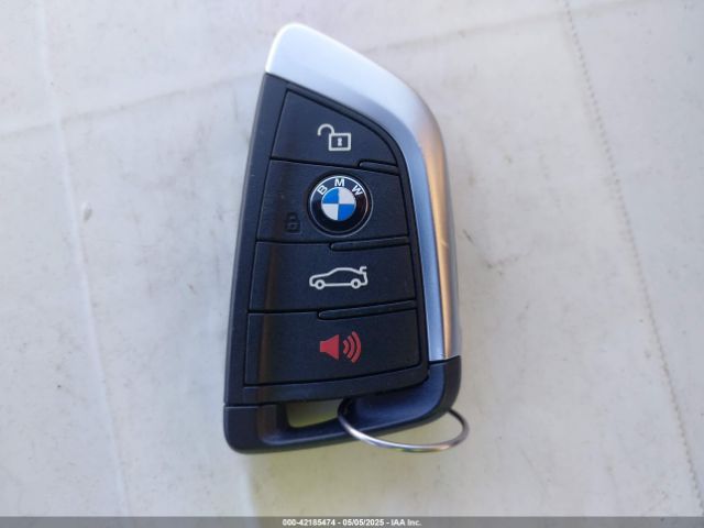 2018 BMW X1 WBXHT3C35J5L25056 Photo 10