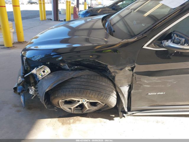 2018 BMW X1 WBXHT3C35J5L25056 Photo 5