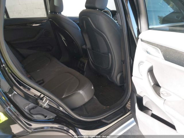 2018 BMW X1 WBXHT3C35J5L25056 Photo 7