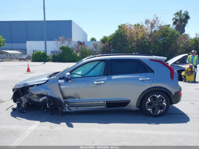 KNDCR3L13R5082380 KIA Niro Ev Wind