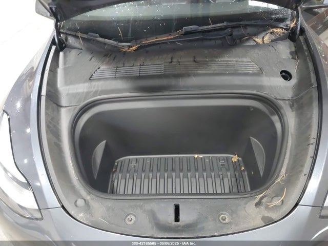 2021 TESLA MODEL Y 5YJYGDEE2MF121792 Photo 9
