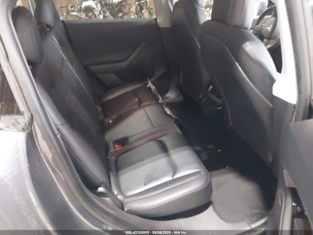 2021 TESLA MODEL Y 5YJYGDEE2MF121792 Photo 7