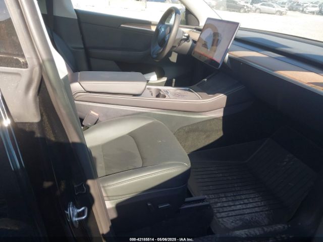 2023 TESLA MODEL Y 7SAYGAEE9PF888254 Photo 4