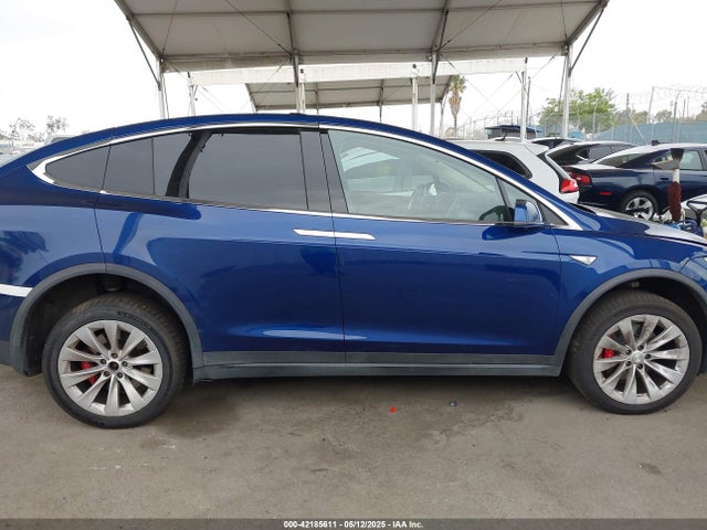 5YJXCAE40GFS00119 Tesla MODEL X