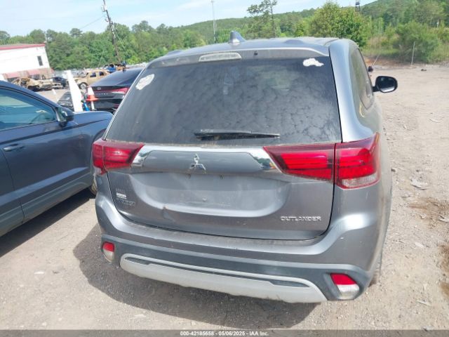 JA4AD2A3XKZ007527 Mitsubishi Outlander Es