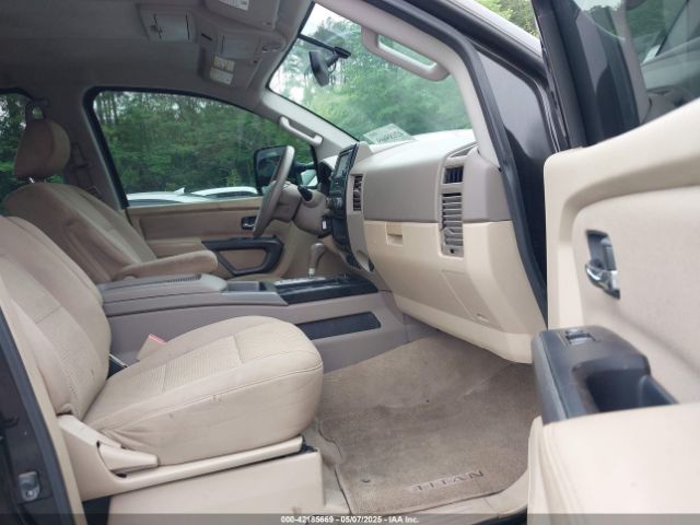 1N6BA0ED8FN508744 Nissan TITAN SV