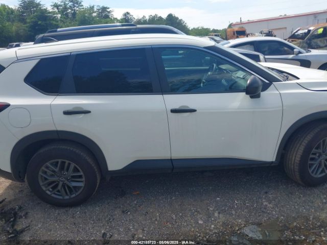 5N1BT3AA7NC706554 Nissan Rogue S Fwd