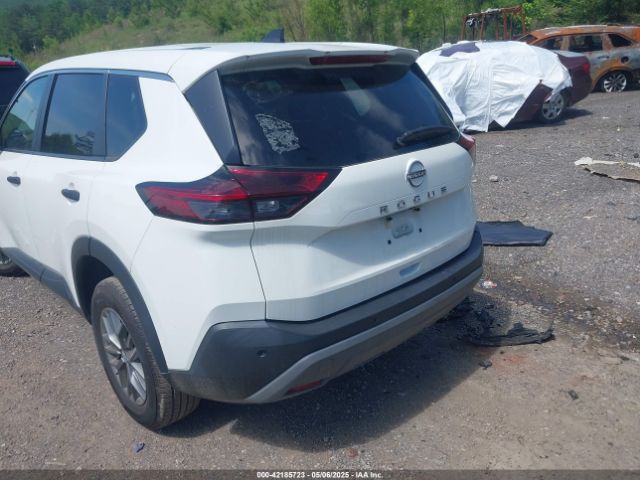 5N1BT3AA7NC706554 Nissan Rogue S Fwd
