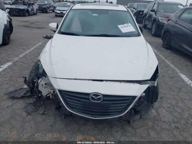3MZBM1L77GM318603 Mazda Mazda3 I Touring