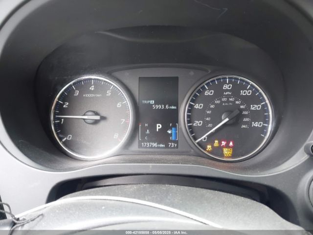 JA4AD2A33HZ048882 Mitsubishi Outlander Es