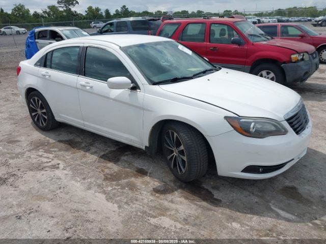 2014 CHRYSLER 200 1C3CCBBG1EN117062