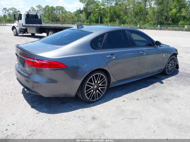 2016 JAGUAR XF SAJBF4BV3GCY00437 Photo 3