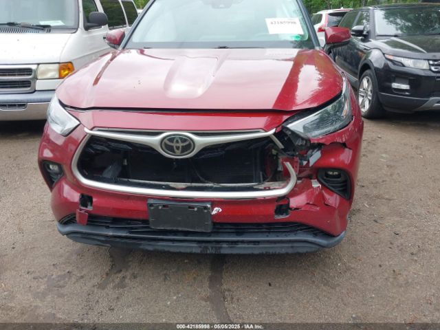 5TDGZRBH8MS094515 Toyota Highlander Xle