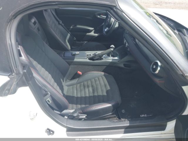2018 FIAT 124 SPIDER JC1NFAEK0J0137541 Photo 4