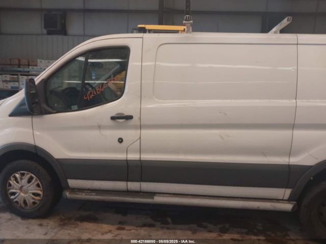 1FTYR1ZM1JKB16995 Ford Transit-250