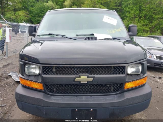 1GCWGAFF7G1229268 Chevrolet Express 2500 Work Van