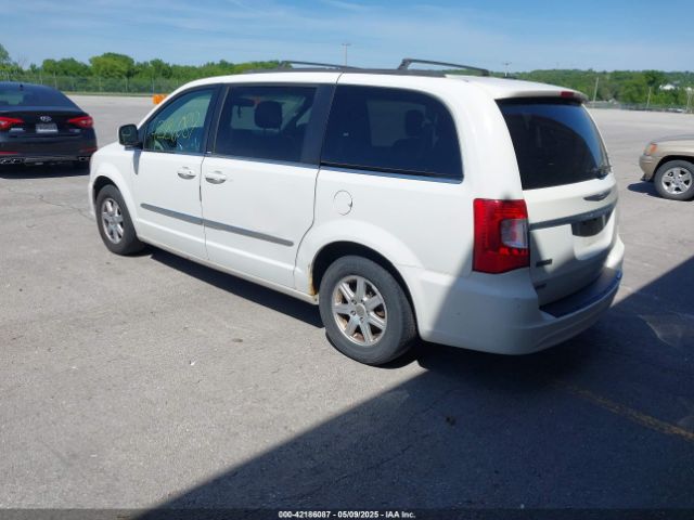 2013 CHRYSLER TOWN & COUNTRY 2C4RC1BG0DR585138 Photo 2