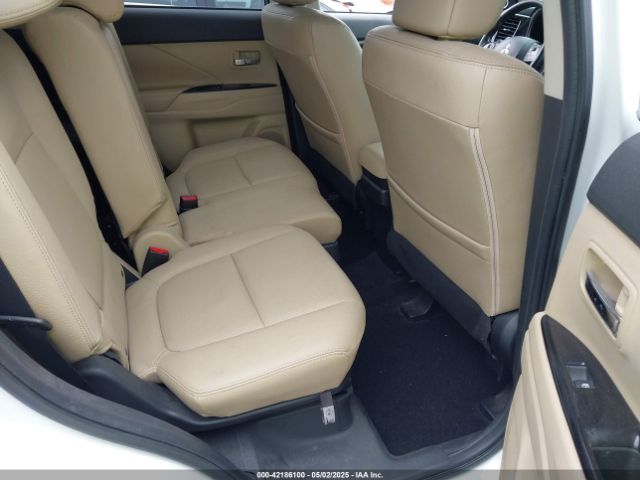 JA4JZ4AX1GZ012333 Mitsubishi OUTLANDER GT