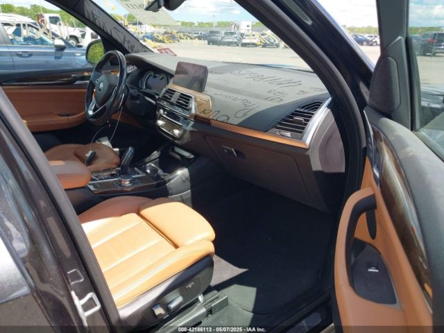 2019 BMW X3 5UXTR9C53KLP81692 Photo 4