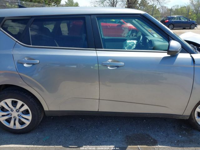 KNDJ23AU6N7824035 KIA SOUL LX