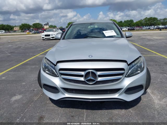 55SWF4KB9FU033375 Mercedes-Benz C 300 4matic/luxury 4matic/sport 4matic