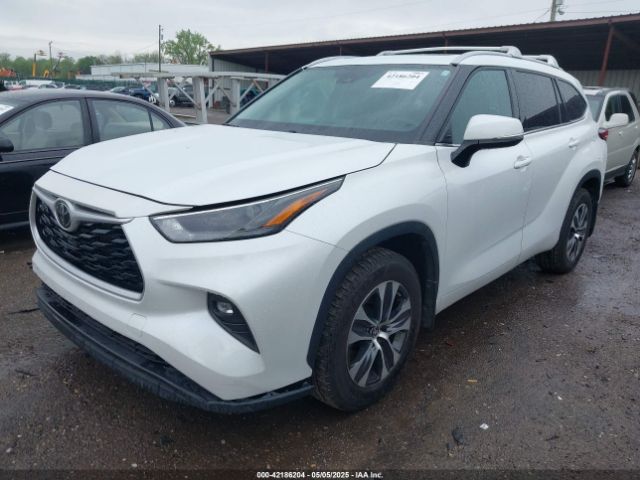 2022 TOYOTA HIGHLANDER 5TDGZRBH3NS571871 Photo 1