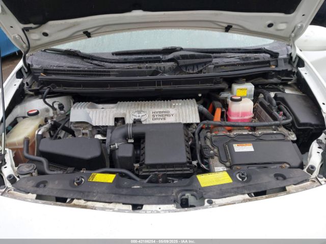 JTDKN3DUXE1819446 Toyota Prius Two