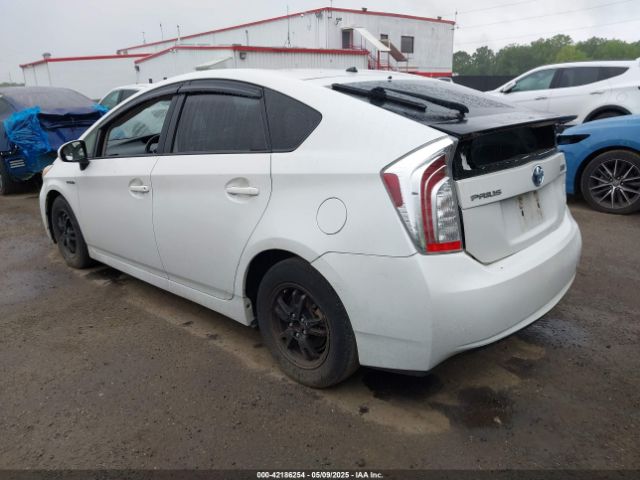 JTDKN3DUXE1819446 Toyota Prius Two