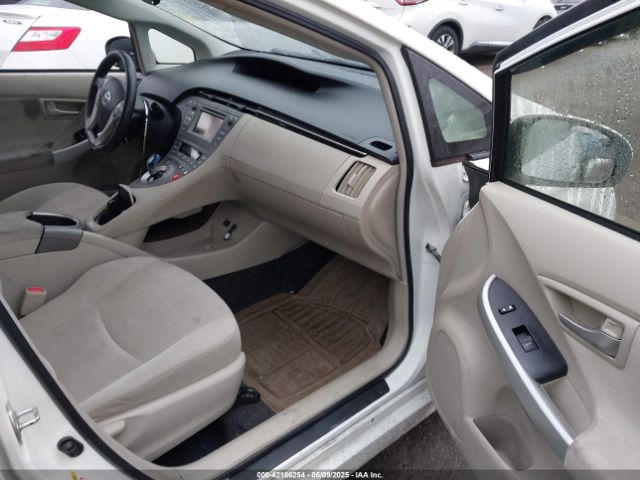 JTDKN3DUXE1819446 Toyota Prius Two