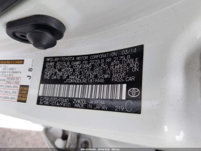 JTDKN3DUXE1819446 Toyota Prius Two