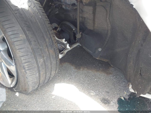 1G6AA5RXXE0105959 Cadillac Ats Standard