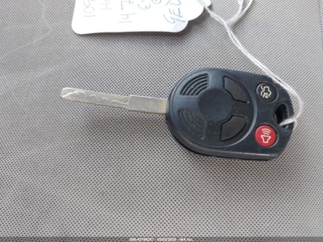 1FMCU0G98EUB23109 Ford ESCAPE SE