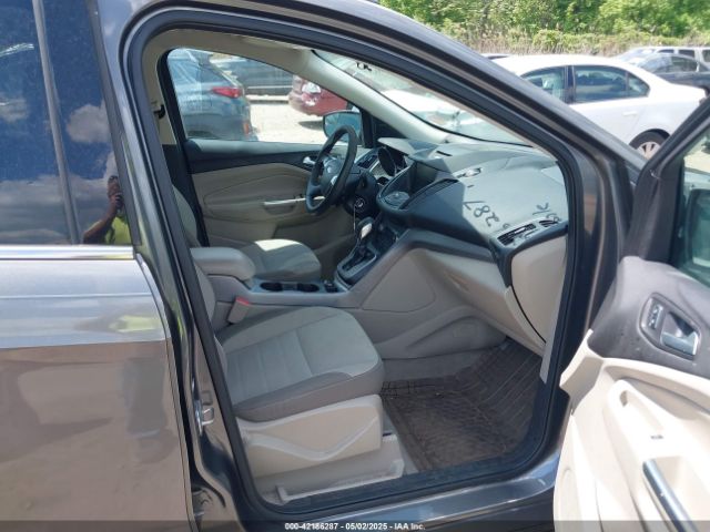1FMCU0G98EUB23109 Ford ESCAPE SE