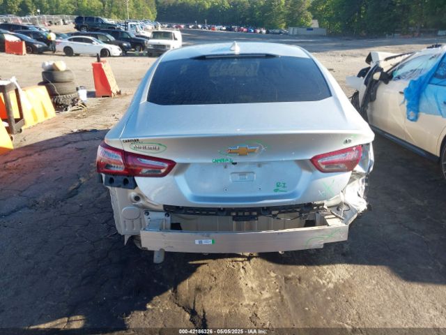 1G1ZD5ST1NF124453 Chevrolet Malibu Fwd Lt